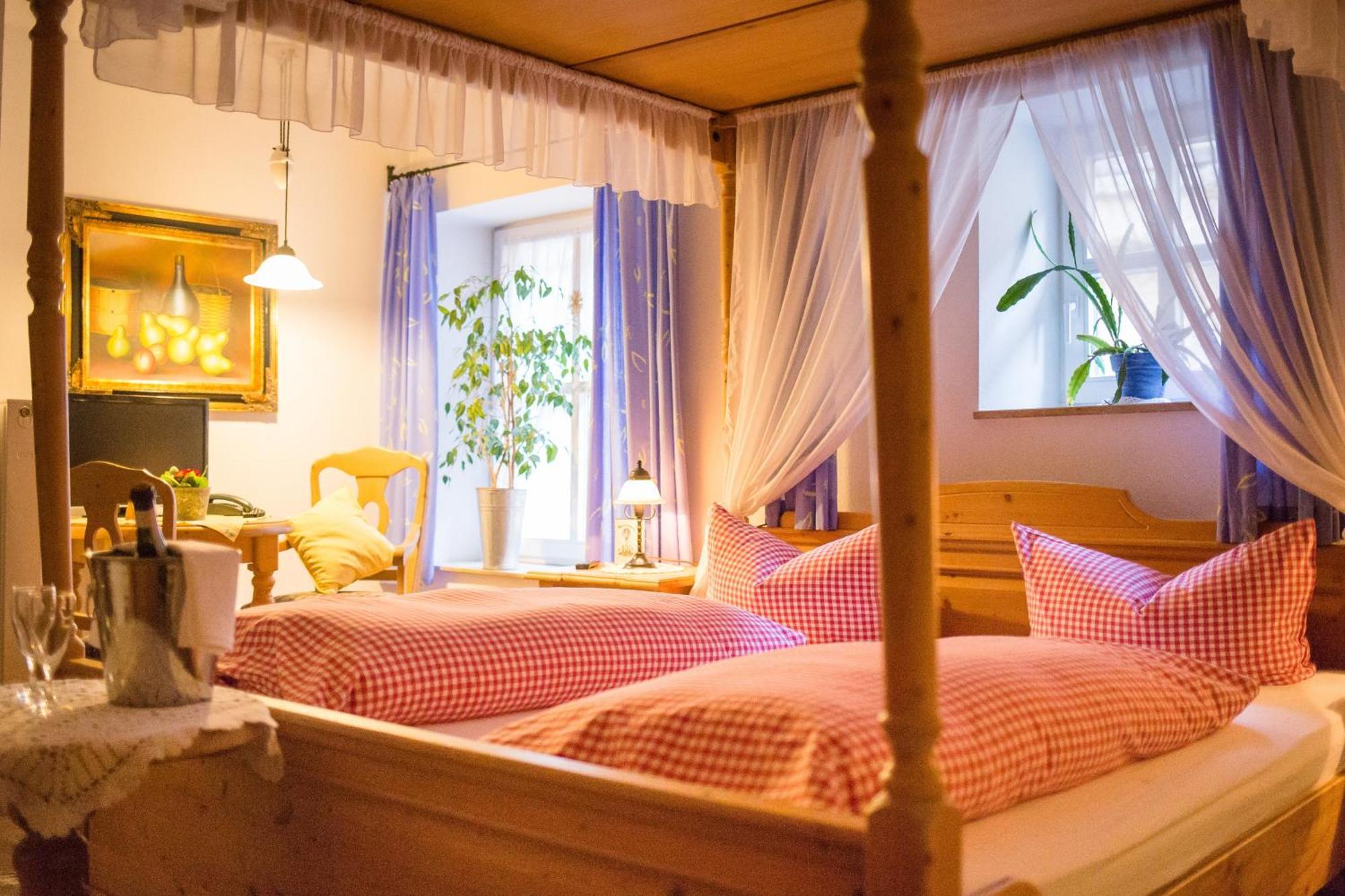 Hotel Gerberhaus Ротенбург-на-Таубере Экстерьер фото